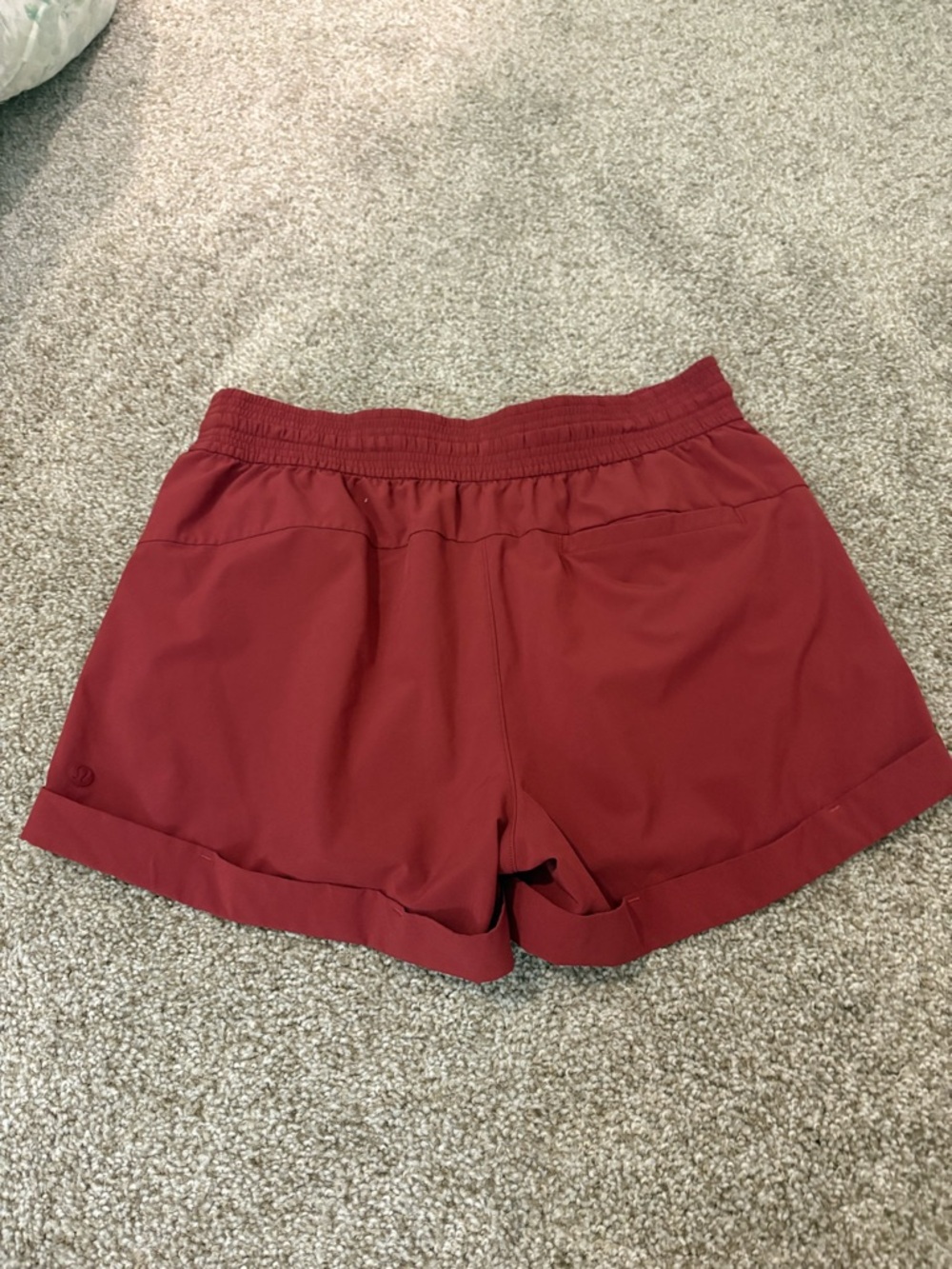 lululemon athletica Women's Drawstring Athletic Shorts in Brick Red - Picture 2 of 3